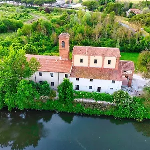 - Il Casale Toscano - 1900mt From The Tower Of & Trains Station - Free Parking - No Breakfast - No Air Conditioning But Fan - Only Self Check-in Access From 3 Pm Pisa